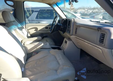 2001 Chevrolet Tahoe Lt z USA, uszkodzony, nr VIN 1GNEC13T71R119421